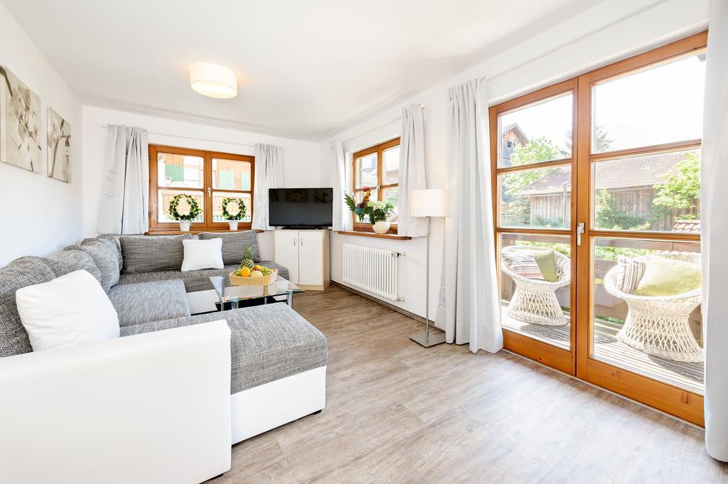 "Ferienwohnung Ess" - Annehmlichkeiten Von 4-Sterne Familien-Und Wellnesshotel Viktoria Koennen Mitbenutzt Werden Oberstdorf Exteriér fotografie